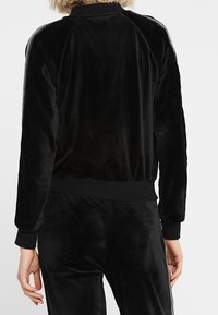 Hunkemöller Träningsjacka - black