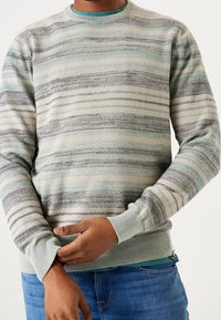 Garcia Stickad tröja - light green