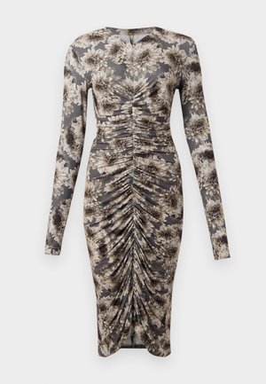 Vestido midi de mangas largas con patrón floral en gris y beige, silueta ajustada y detalle de fruncido en el centro.
