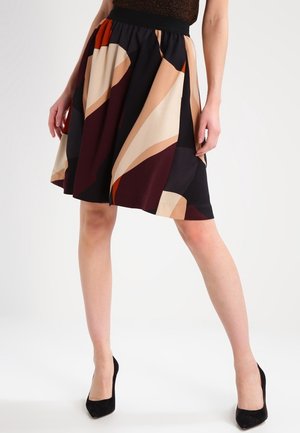 InWear, Jupe trapèze - bordeaux