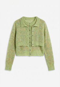 Πλεκτή κοντή ζακέτα σε ανοιχτό πράσινο χρώμα με μακριά μανίκια, κουμπιά στο μπροστινό μέρος και προσθαφαιρούμενο κοντό στρώμα με γιακά.