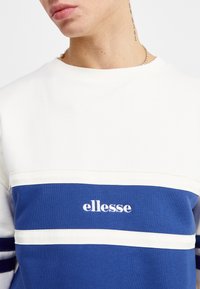 Ellesse MATIANO - Sudadera - off-white/navy