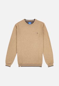 Pull en tricot beige avec un col rond, des poignets et un ourlet côtelés. Présente une accentuation bleu marine au niveau du col et un petit logo sur la poitrine.