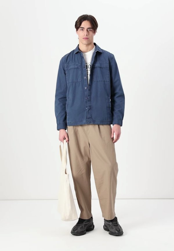 CASTLEBAY GARMENT DYED OVERSHIRT - Shirt - dark denim3