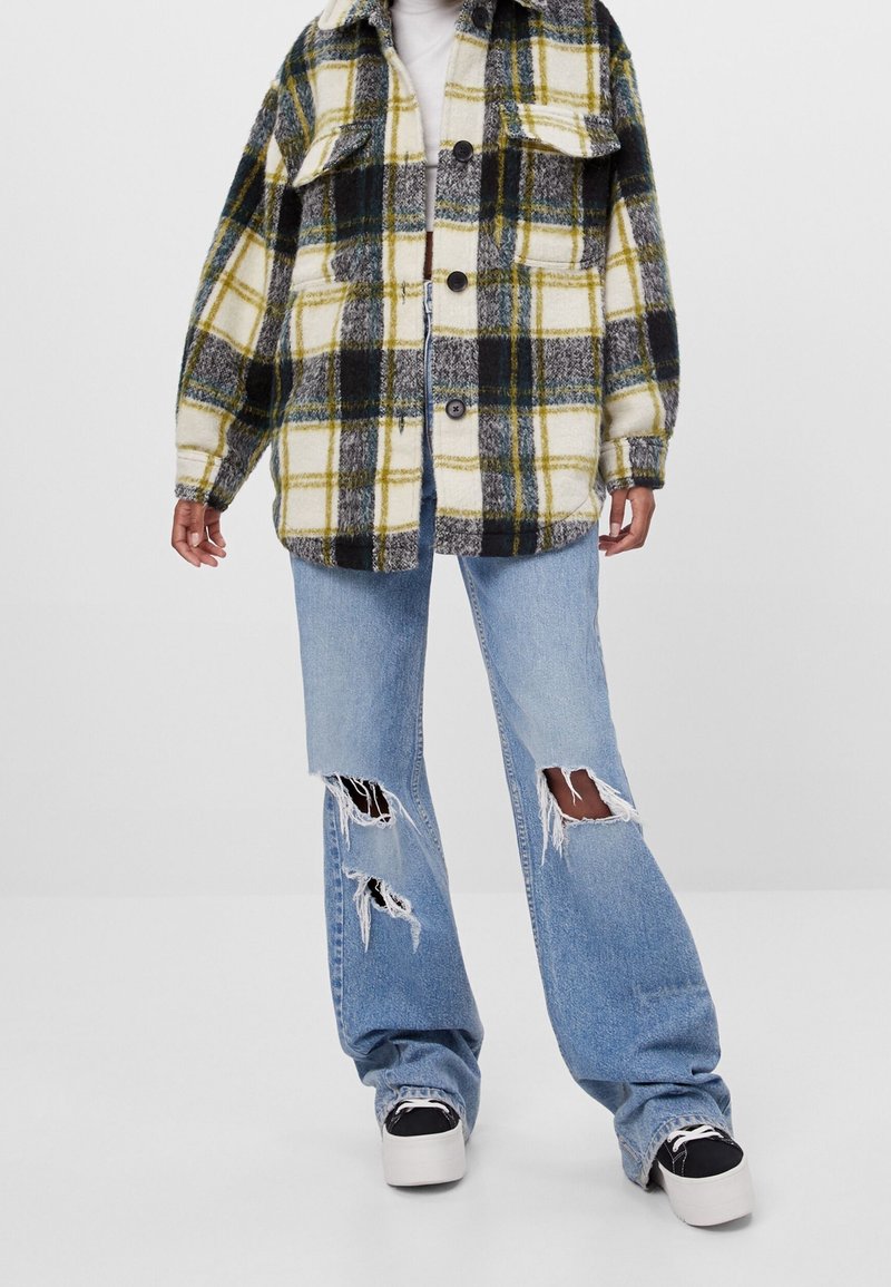 Bershka Chaqueta de entretiempo green/verde (Segunda mano