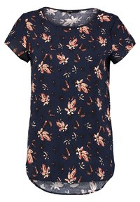 Námořnická modrá krátká rukávová blůza s květinovým vzorem v růžové a bílé barvě, s kulatým výstřihem a mírně zakřiveným lemem.