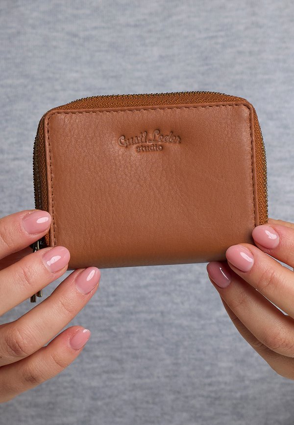 DILLON - Geldbörse - hazelnut