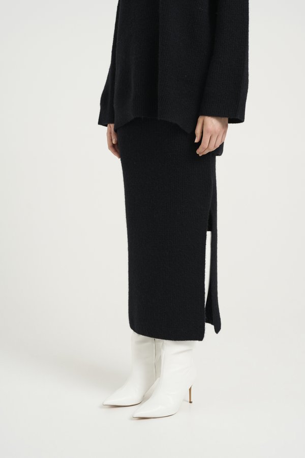 ALPHA LONG SKIRT - Maxi skirt4