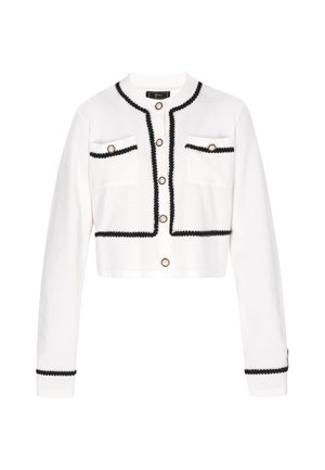 Witte cropped cardigan met lange mouwen, zwarte afwerking, twee voorzakken en goudkleurige knopen. Gebreide textuur met contrasterende details.