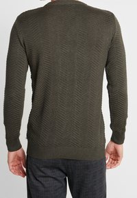 Kronstadt Stickad tröja - dark green