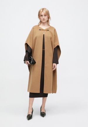 LONG CAPE - Κάπα - dark camel