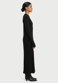 RESIDUS Maxikjoler - black