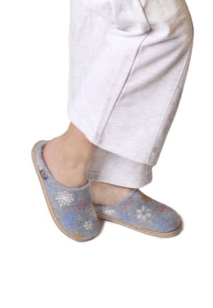 DELI CP - Slippers - gris