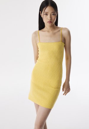 Cocktail dress / Party dress - yellow