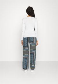 Even&Odd Camisola - off-white