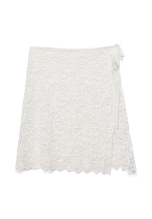 - Spódnica trapezowa