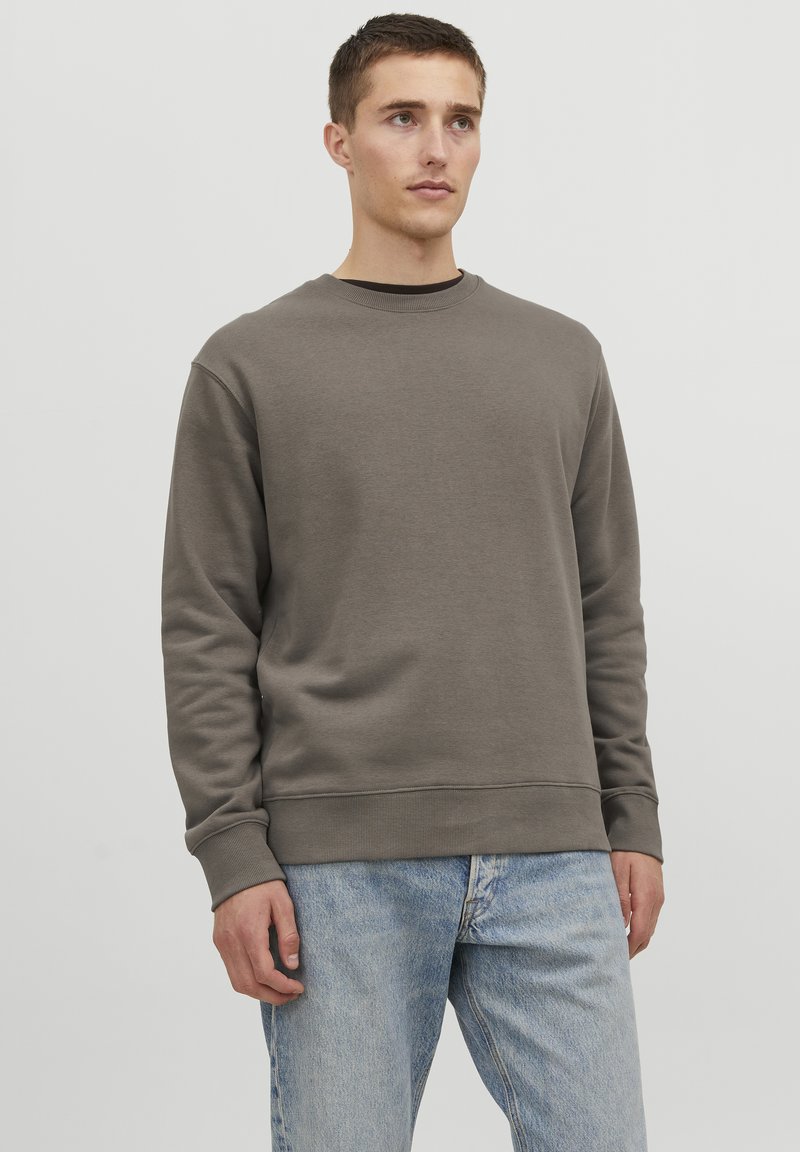 Jack & Jones - JJESTAR BASIC CREW NECK - Sweater - bungee cord, Vergroten