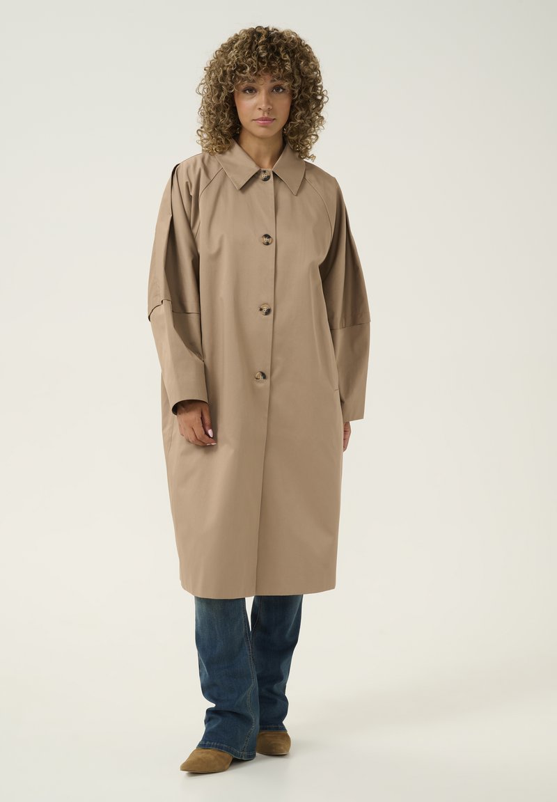 Cream - CRTHURA OVERSIZE  - Trenchcoat - kelp, Vergrößern