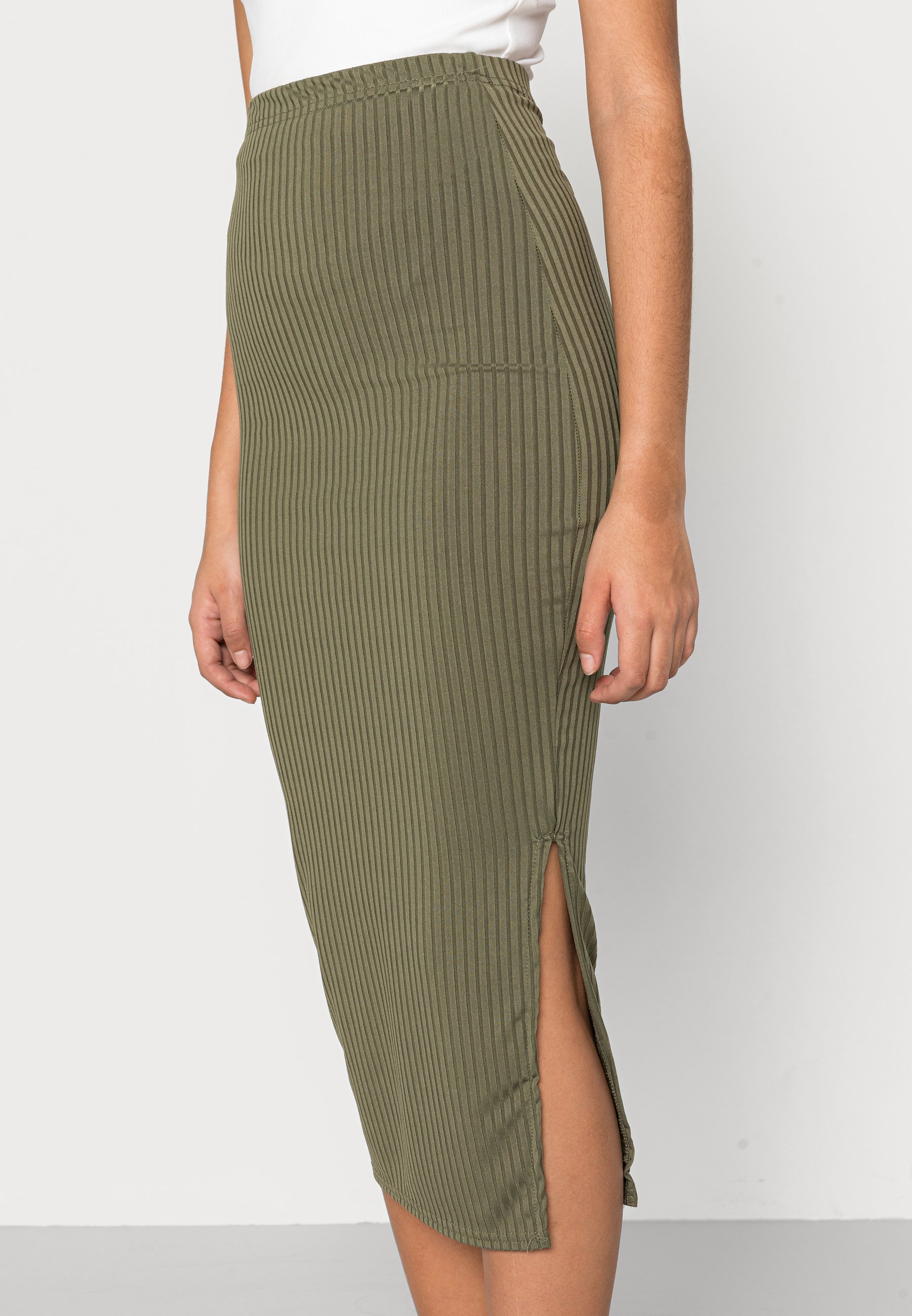 khaki skirt