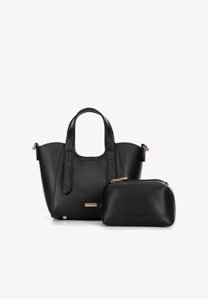 Borsa a mano in pelle nera strutturata con due manici e piccola pochette coordinata con zip, entrambe con logo "WITTCHEN" in tono oro.