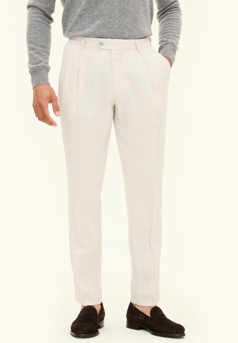 Oscar Jacobson Chino - creme white