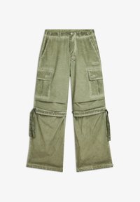 Unselected, oil green cold dyed