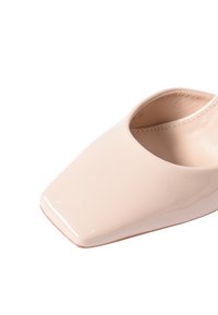 Ciabalù Decolleté - nude