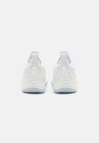 Mizuno WAVE MOMENTUM 3 - Volejbalové boty - white/halogen blue/peach parfa