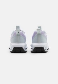Nike Sportswear AIR MAX INTRLK LITE - Sapatilhas - violet frost/white/barely grape/pure platinum