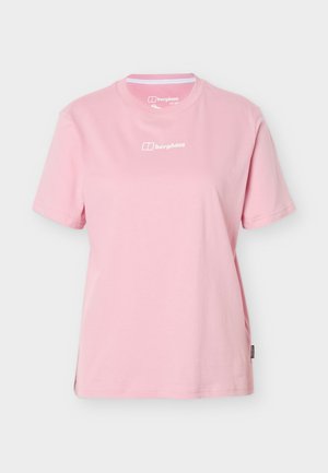 Tricou roz deschis cu mânecă scurtă și guler rotund, cu logo-ul alb Berghaus centrat pe piept și o etichetă mică din material pe cusătura laterală.