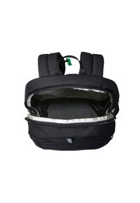 Zaino in tessuto nero con spallacci imbottiti, una cerniera verde e un interno spazioso che mostra una fodera grigia e una tasca in rete.