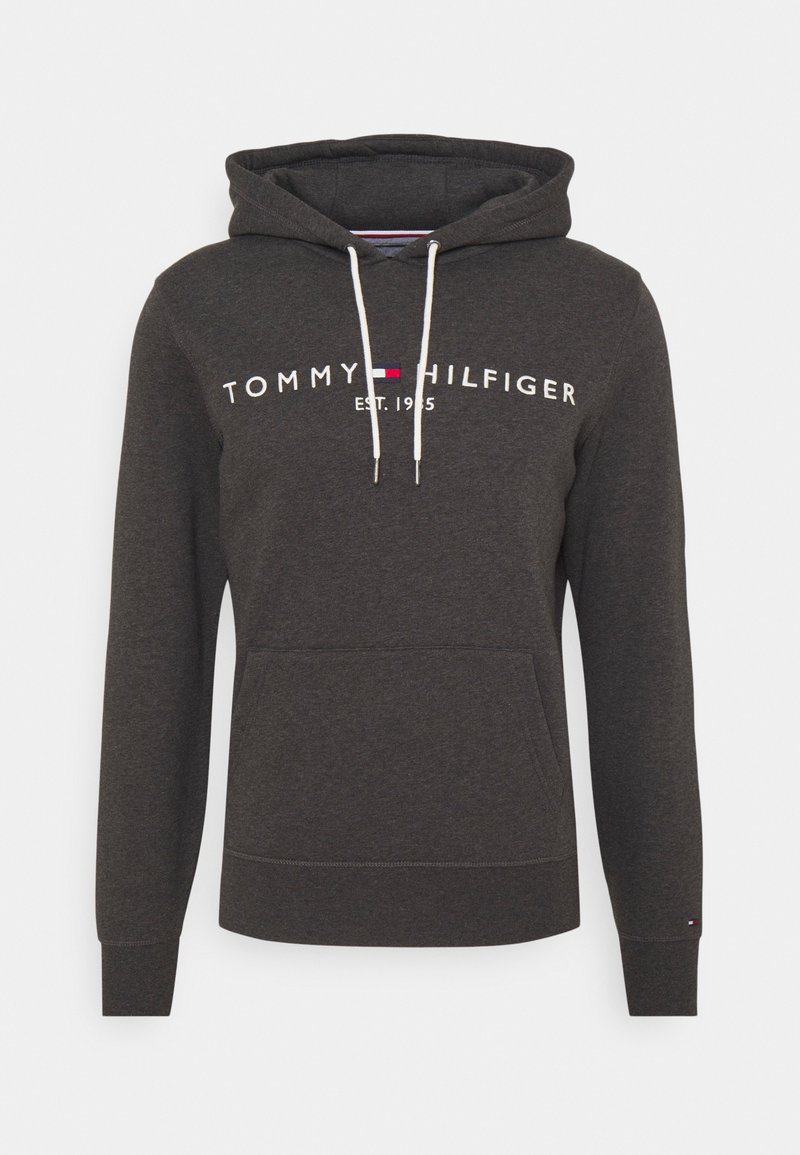 Tmavě šedá mikina s kapucí vyrobená z bavlněné směsi, s přední klokaní kapsou, bílými šňůrkami a logem "TOMMY HILFIGER" přes hruď.