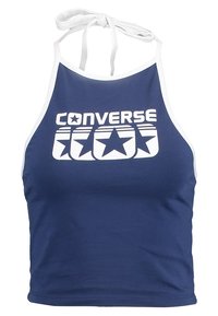 Granatowy halter crop top wykonany z gładkiego materiału, z dużym białym logo "CONVERSE" oraz grafiką gwiazdy, z białymi wykończeniami i sznurkami.