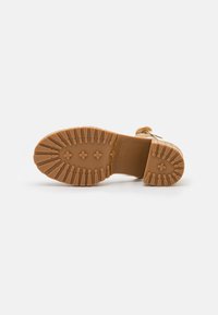 Cult Gaia Sandaletter - beige