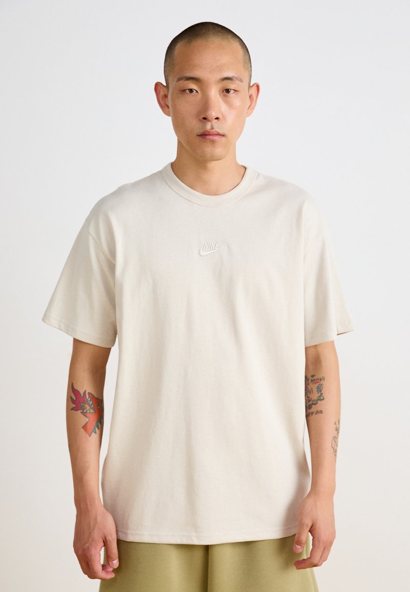 Nike Sportswear TEE - Osnovna majica kratkih rukava - light orewood brown