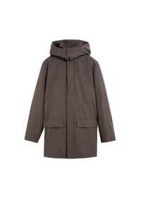 Parka con capucha de color marrón oscuro, con botones a presión en el frente, cremallera oculta, dos bolsillos laterales y dos bolsillos con solapa en la cintura.