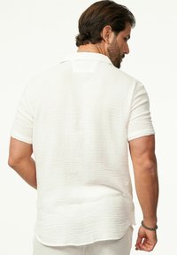 CARISMA KURZARM REGULAR-FIT - Hemd - weiß