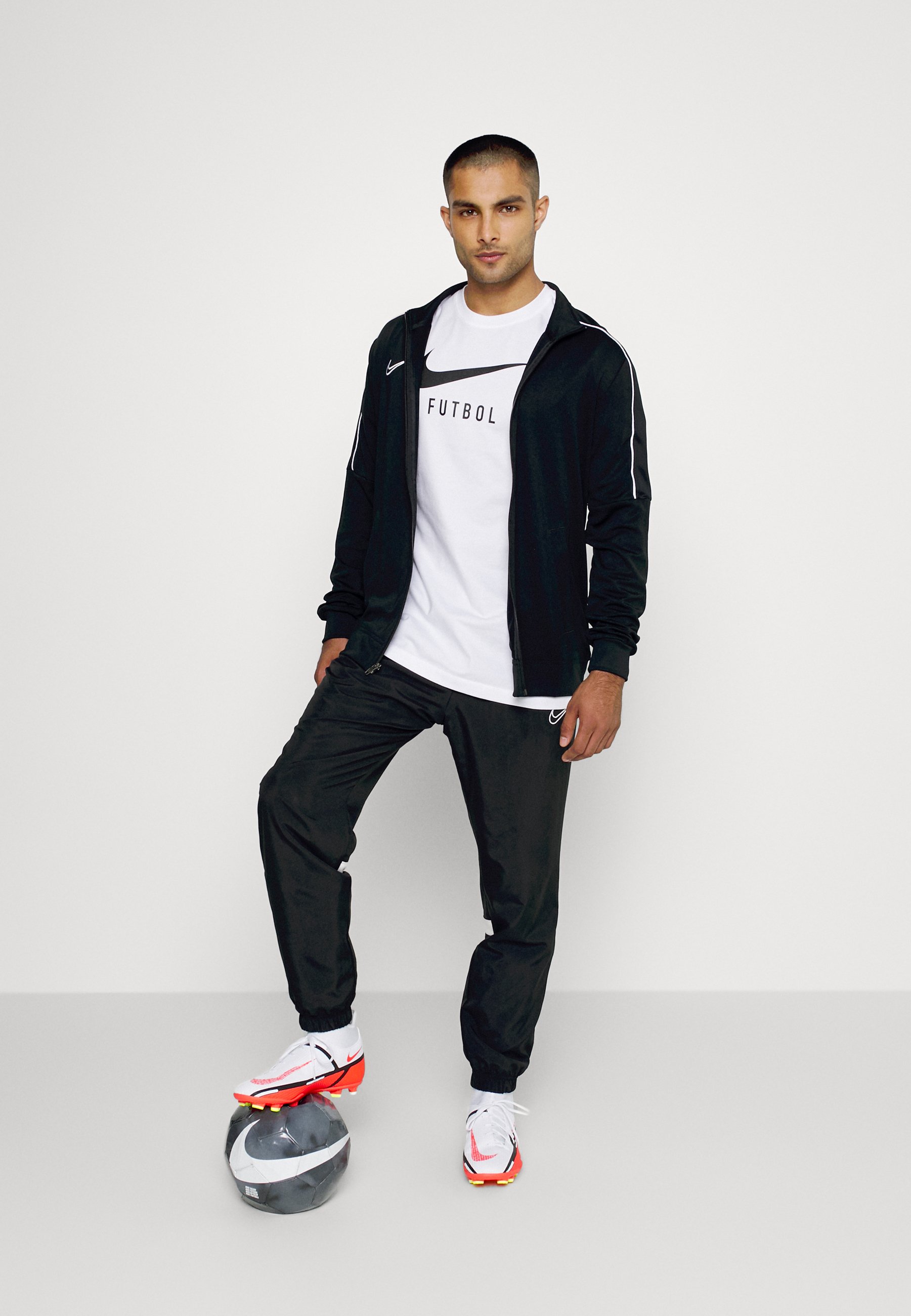Nike Performance TEE - T-shirt con stampa - white/black/bianco - Zalando.it