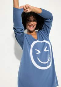 Angel of Style SMILEY V-NECK LONG SLEEVES - Strickpullover - blue denim