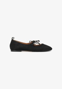 Επιλέχθηκε, black