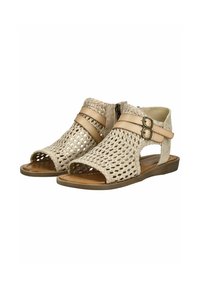 Sandály s otevřenou špičkou, které mají pletený béžový svršek, dvě nastavitelné popruhy se sponami a plochou hnědou podešev.