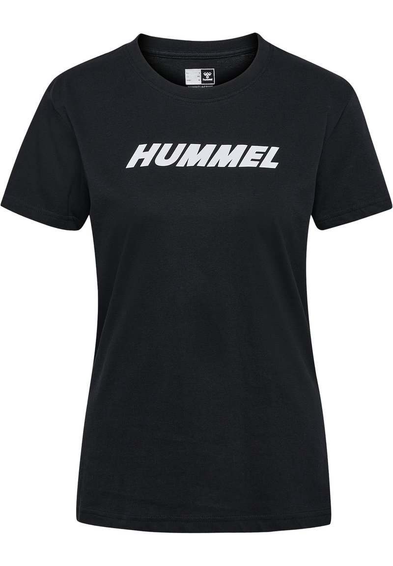 Sort bomulds T-shirt med korte ærmer og rund hals. Har et stort hvidt "HUMMEL" logo hen over brystet.
