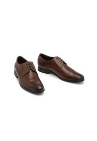 Pantofi de dress din piele maro, cu un design elegant, având vârful rotunjit, cusături subtile și toc jos. Închidere cu șireturi și superior texturat.