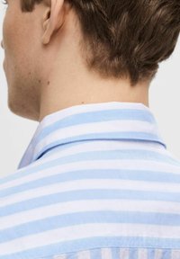 Selected Homme KURZÄRMELIG - Overhemd - cashmere blue