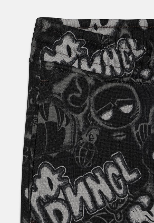 TROUSERS  - Tracksuit bottoms2