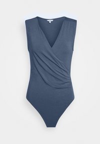 Modrý textilní body se zipem s hlubokým výstřihem do V, bez rukávů a s nařaseným pasem, má hladkou strukturu a dobře padnoucí tvar.