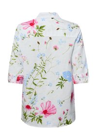 Witte blouse met driekwart mouwen, voorzien van een bloemenprint in roze, blauw en groen. Gemaakt van lichtgewicht stof met een gestructureerde afwerking.
