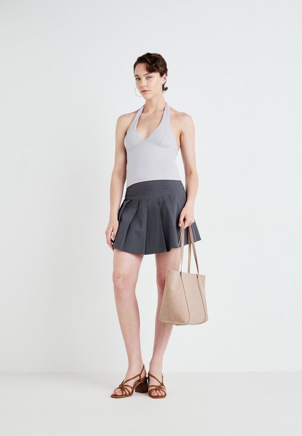 STILL HERE HALTER  - Top - purple3