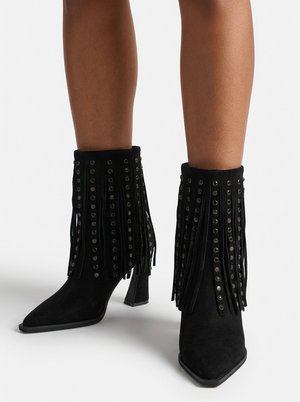 Alma en Pena, Bottines - black