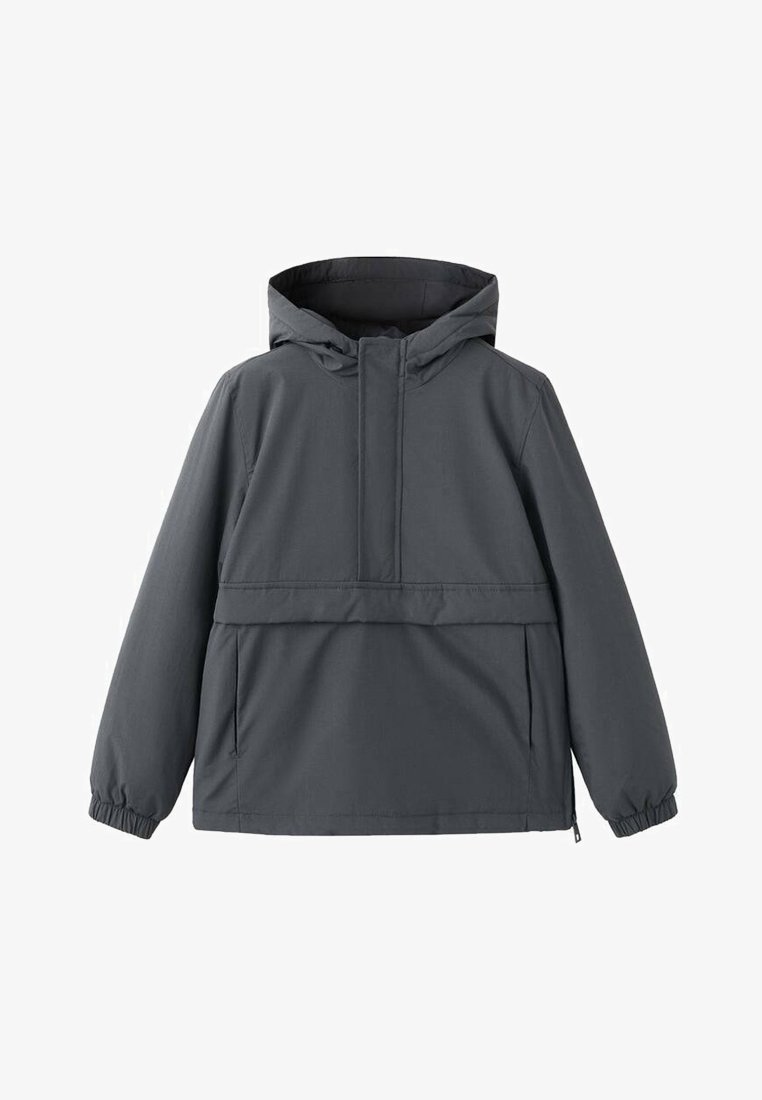 Dunkelgraue Kapuzenjacke mit einem halben Reißverschluss vorne, elastischen Bündchen und einer großen Fronttasche. Verfügt über eine einfache, glatte Stoffstruktur.